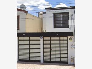 Casa en venta en Mision de Fundadores, Apodaca, Nuevo León Casa en venta en Mision de Fundadores, Apodaca, Nuevo León