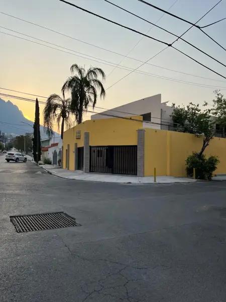 Casa en venta en Vista Hermosa, Monterrey, Nuevo León Casa en venta en Vista Hermosa, Monterrey, Nuevo León