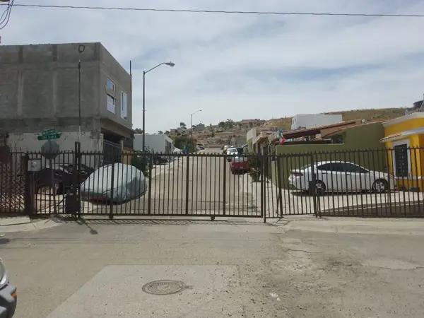 Casa en remate en Cuesta Blanca, Tijuana, Baja California Casa en remate en Cuesta Blanca, Tijuana, Baja California