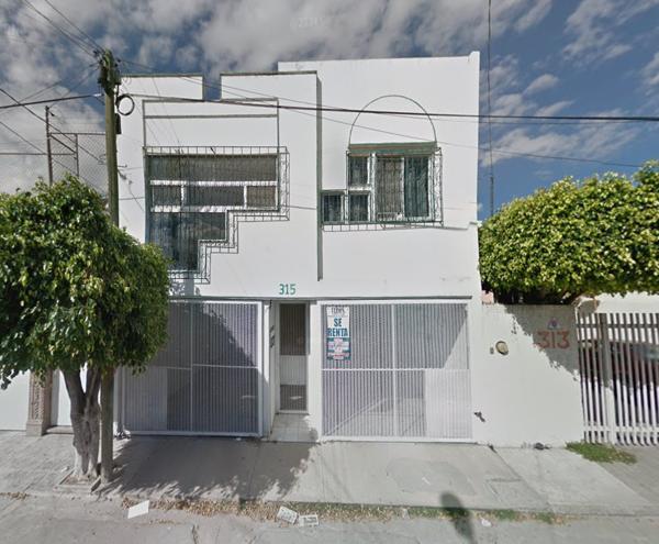 Casa en remate en Jardines de Celaya 1a Secc, Celaya, Guanajuato Casa en remate en Jardines de Celaya 1a Secc, Celaya, Guanajuato