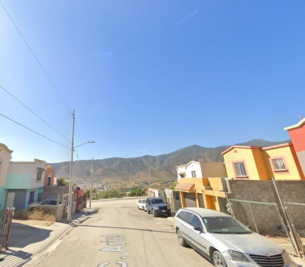 Casa en remate en Adolfo Ruiz Cortines, Ensenada, Baja California Casa en remate en Adolfo Ruiz Cortines, Ensenada, Baja California