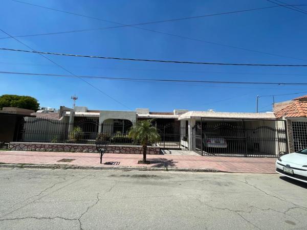 Casa en venta en San Isidro, Torreón, Coahuila de Zaragoza Casa en venta en San Isidro, Torreón, Coahuila de Zaragoza