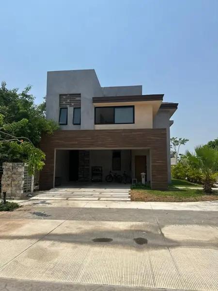 Casa en renta en Yucatán Country Club, Mérida, Yucatán Casa en renta en Yucatán Country Club, Mérida, Yucatán