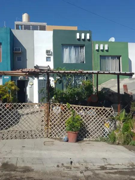 Casa en remate en Vistas de Palmillas, Tijuana, Baja California Casa en remate en Vistas de Palmillas, Tijuana, Baja California