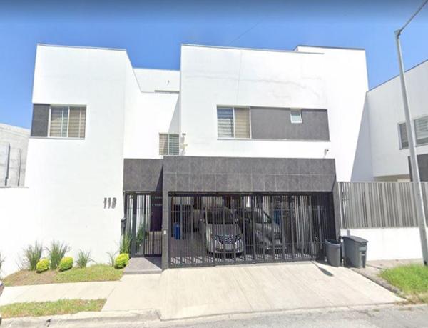 Casa en remate en Colinas de las Cumbres, Monterrey, Nuevo León Casa en remate en Colinas de las Cumbres, Monterrey, Nuevo León