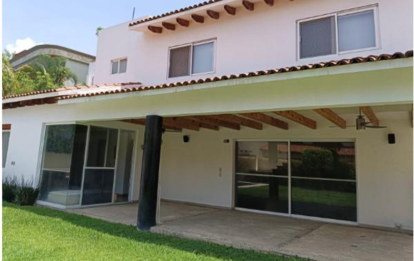 Casa en renta en Sumiya, Jiutepec, Morelos Casa en renta en Sumiya, Jiutepec, Morelos