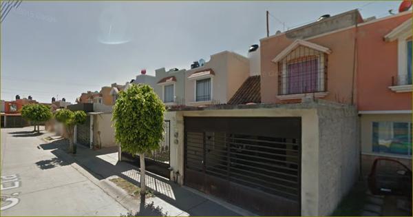 Casa en remate en Azul Maguey, León, Guanajuato Casa en remate en Azul Maguey, León, Guanajuato