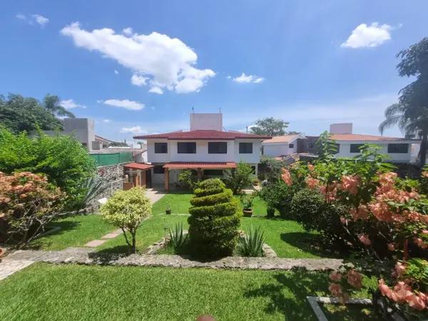 Casa en venta en Lomas de Cocoyoc, Atlatlahucan, Morelos Casa en venta en Lomas de Cocoyoc, Atlatlahucan, Morelos
