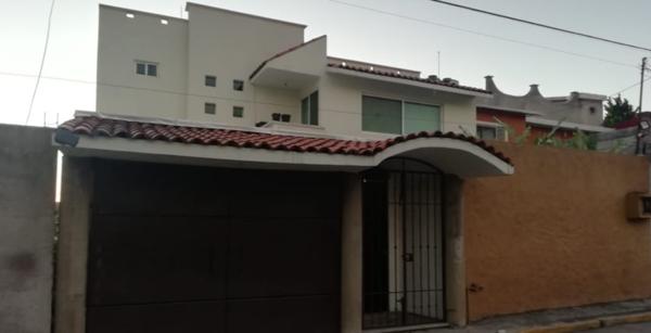 Casa en venta en Lomas de Ahuatlán, Cuernavaca, Morelos Casa en venta en Lomas de Ahuatlán, Cuernavaca, Morelos