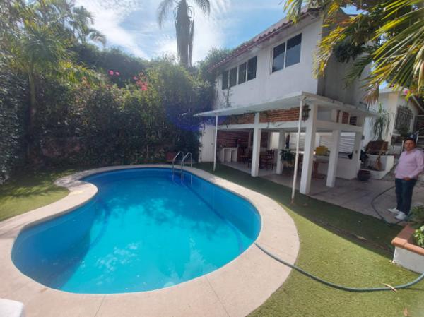 Casa en venta en Acapatzingo, Cuernavaca, Morelos Casa en venta en Acapatzingo, Cuernavaca, Morelos