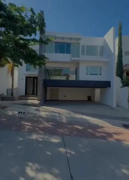 Casa en venta en Lomas del Bosque, Culiacán, Sinaloa Casa en venta en Lomas del Bosque, Culiacán, Sinaloa
