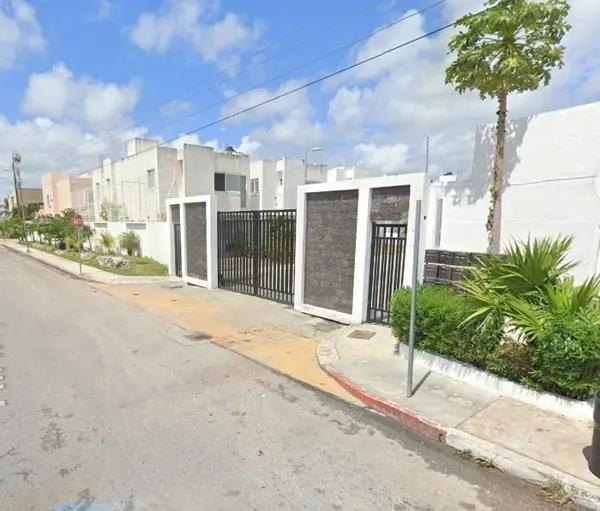 Quinta en remate en Quintas Kavanayen, Benito Juárez, Quintana Roo Quinta en remate en Quintas Kavanayen, Benito Juárez, Quintana Roo