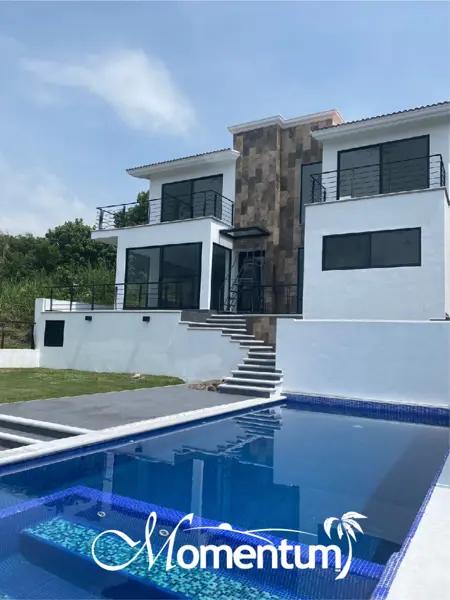 Casa en venta en Lomas de Cocoyoc, Atlatlahucan, Morelos Casa en venta en Lomas de Cocoyoc, Atlatlahucan, Morelos