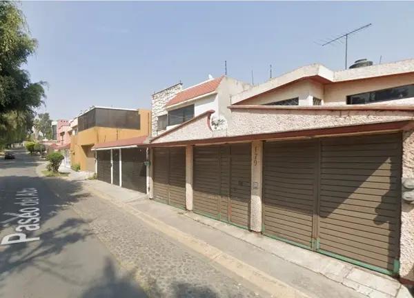 Casa en remate en Jardines del Alba, Cuautitlán Izcalli, México Casa en remate en Jardines del Alba, Cuautitlán Izcalli, México