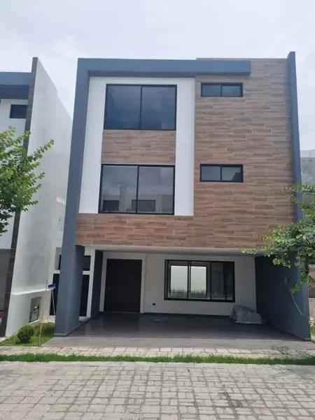 Casa en venta en Lomas de Angelópolis, Ocoyucan, Puebla Casa en venta en Lomas de Angelópolis, Ocoyucan, Puebla