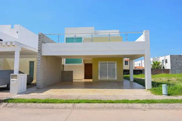 Casa en venta en Marina Kelly, Mazatlán, Sinaloa Casa en venta en Marina Kelly, Mazatlán, Sinaloa