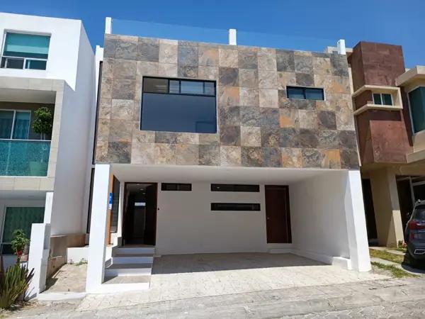 Casa en venta en Lomas de Angelópolis, San Andrés Cholula, Puebla Casa en venta en Lomas de Angelópolis, San Andrés Cholula, Puebla