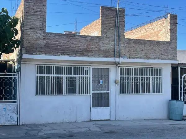 Casa en venta en Fracc Villa Florida, Torreón, Coahuila de Zaragoza Casa en venta en Fracc Villa Florida, Torreón, Coahuila de Zaragoza