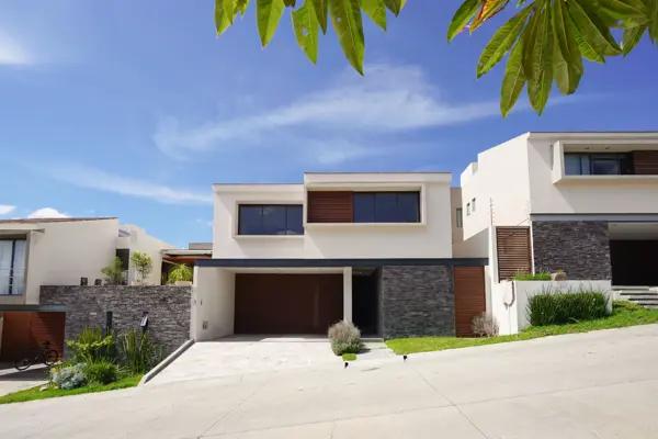 Casa en venta en El Molino Residencial y Golf, León, Guanajuato Casa en venta en El Molino Residencial y Golf, León, Guanajuato