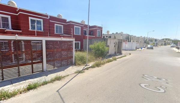 Casa en remate en Los Faisanes de Tixcacal, Mérida, Yucatán Casa en remate en Los Faisanes de Tixcacal, Mérida, Yucatán