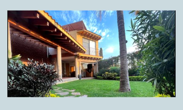 Casa en venta en Club de golf Tabachines, Cuernavaca, Morelos Casa en venta en Club de golf Tabachines, Cuernavaca, Morelos