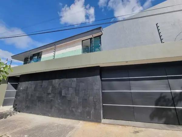 Casa en venta en Residencial Victoria, Zapopan, Jalisco Casa en venta en Residencial Victoria, Zapopan, Jalisco