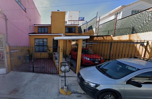 Casa en remate en Lomas de Valle Dorado, Tlalnepantla de Baz, México Casa en remate en Lomas de Valle Dorado, Tlalnepantla de Baz, México
