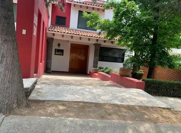 Casa en venta en Condado de Sayavedra, Atizapán de Zaragoza, México Casa en venta en Condado de Sayavedra, Atizapán de Zaragoza, México