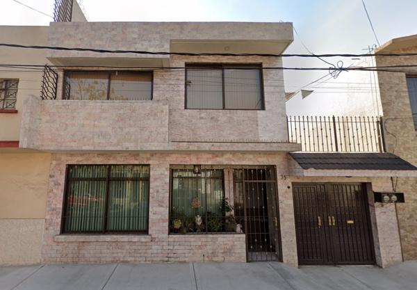 Casa en venta en Tepeyac Insurgentes, Gustavo A. Madero, Ciudad de México Casa en venta en Tepeyac Insurgentes, Gustavo A. Madero, Ciudad de México