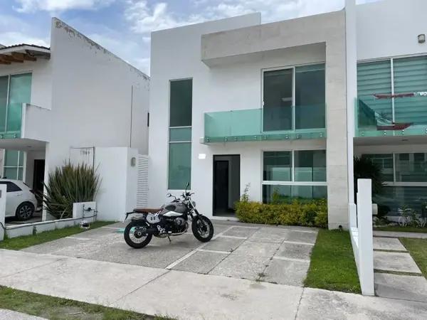 Casa en renta en Lomas de Angelópolis, San Andrés Cholula, Puebla Casa en renta en Lomas de Angelópolis, San Andrés Cholula, Puebla