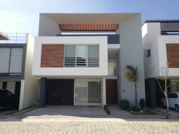 Casa en renta en Lomas de Angelópolis, San Andrés Cholula, Puebla Casa en renta en Lomas de Angelópolis, San Andrés Cholula, Puebla