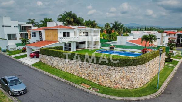 Casa en venta en Lomas de Cocoyoc, Atlatlahucan, Morelos Casa en venta en Lomas de Cocoyoc, Atlatlahucan, Morelos