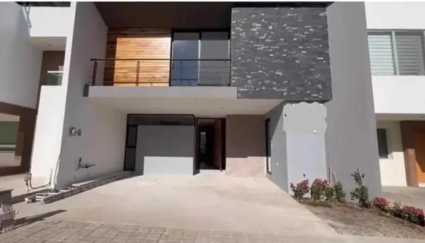 Casa en venta en Lomas de Angelópolis, San Andrés Cholula, Puebla Casa en venta en Lomas de Angelópolis, San Andrés Cholula, Puebla