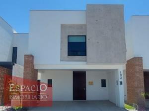 Casa en venta en La Rioja Residencial, Torreón, Coahuila de Zaragoza Casa en venta en La Rioja Residencial, Torreón, Coahuila de Zaragoza