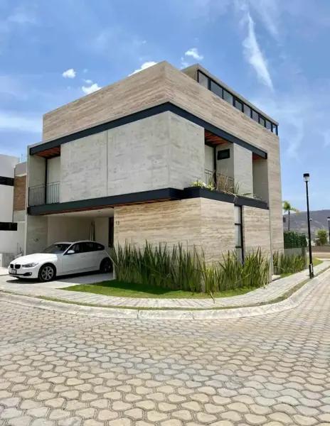 Casa en venta en Lomas de Angelópolis, San Andrés Cholula, Puebla Casa en venta en Lomas de Angelópolis, San Andrés Cholula, Puebla