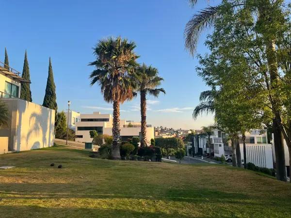 Terreno en venta en Lomas de Angelópolis, San Andrés Cholula, Puebla Terreno en venta en Lomas de Angelópolis, San Andrés Cholula, Puebla