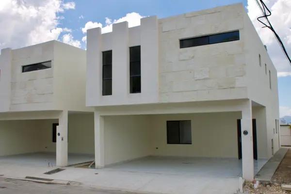 Casa en venta en Lomas de Lourdes, Saltillo, Coahuila de Zaragoza Casa en venta en Lomas de Lourdes, Saltillo, Coahuila de Zaragoza