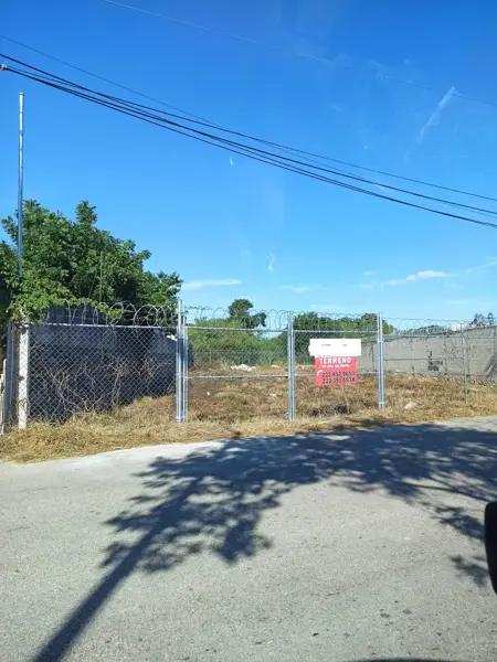 Terreno en Venta en Cholul, Mérida, Yucatán - Ubicación Estratégica y Crecimiento Residencial Terreno en Venta en Cholul, Mérida, Yucatán - Ubicación Estratégica y Crecimiento Residencial