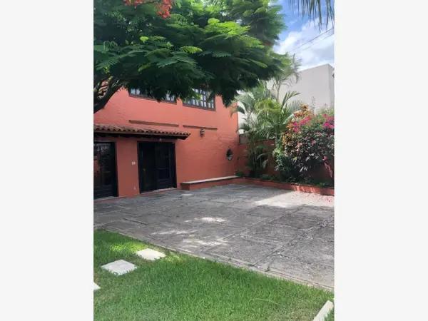 Casa en venta en Residencial La Palma, Jiutepec, Morelos Casa en venta en Residencial La Palma, Jiutepec, Morelos