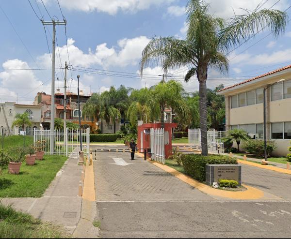 Casa en remate en El Real, San Pedro Tlaquepaque, Jalisco Casa en remate en El Real, San Pedro Tlaquepaque, Jalisco