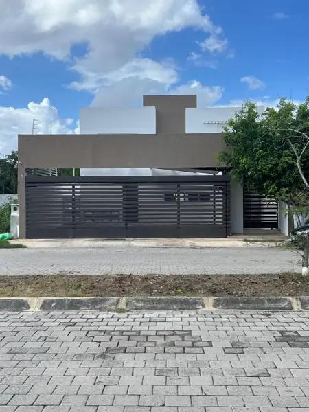 Casa en venta en Altabrisa, Mérida, Yucatán Casa en venta en Altabrisa, Mérida, Yucatán