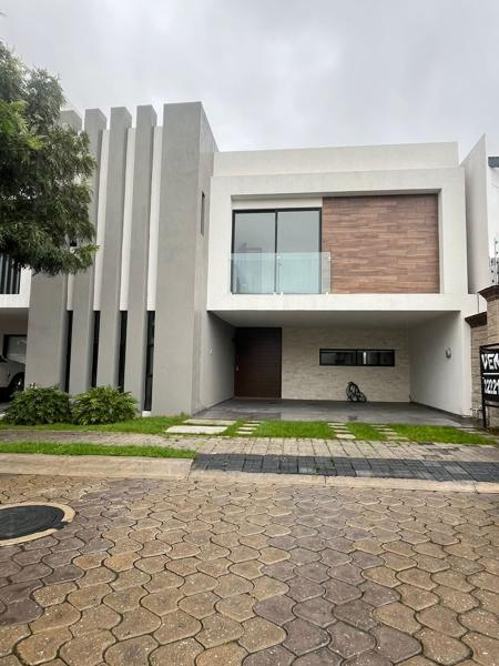 Casa en venta en Lomas de Angelópolis, San Andrés Cholula, Puebla Casa en venta en Lomas de Angelópolis, San Andrés Cholula, Puebla