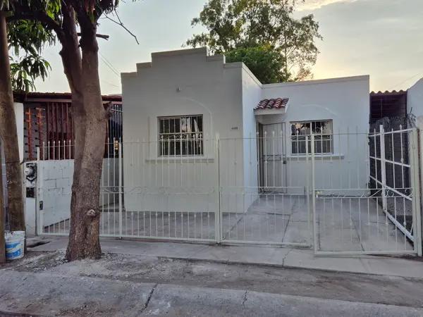 Casa en venta en Valles del Sol, Culiacán, Sinaloa Casa en venta en Valles del Sol, Culiacán, Sinaloa