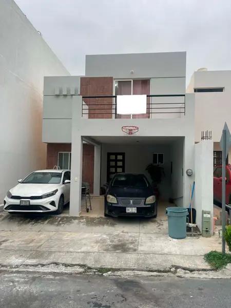 Casa en venta en Colinas del Huajuco, Monterrey, Nuevo León Casa en venta en Colinas del Huajuco, Monterrey, Nuevo León