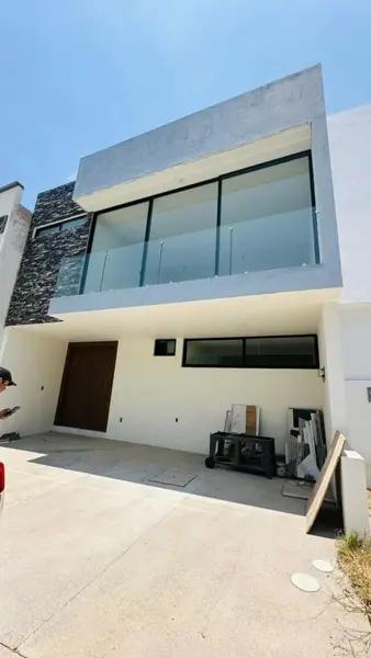 Casa en venta en Valle Imperial, Zapopan, Jalisco Casa en venta en Valle Imperial, Zapopan, Jalisco