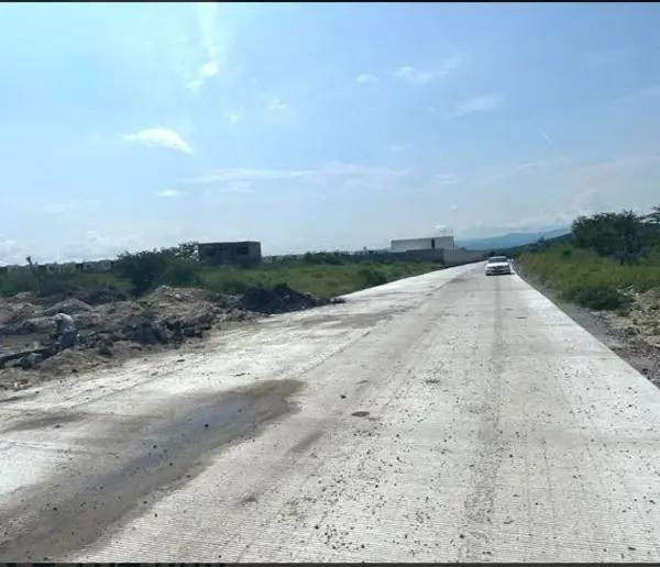 Terreno en venta en Colinas de Santa Fe, Xochitepec, Morelos Terreno en venta en Colinas de Santa Fe, Xochitepec, Morelos