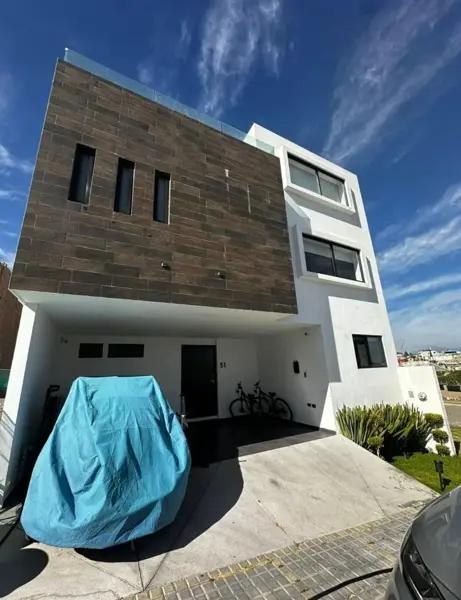 Casa en venta en Lomas de Angelópolis, San Andrés Cholula, Puebla Casa en venta en Lomas de Angelópolis, San Andrés Cholula, Puebla