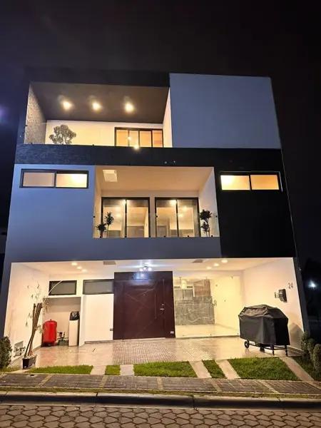 Casa en venta en Lomas de Angelópolis, San Andrés Cholula, Puebla Casa en venta en Lomas de Angelópolis, San Andrés Cholula, Puebla