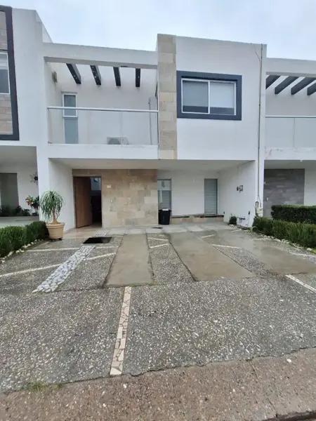 Casa en venta en Lomas de Angelópolis, San Andrés Cholula, Puebla Casa en venta en Lomas de Angelópolis, San Andrés Cholula, Puebla