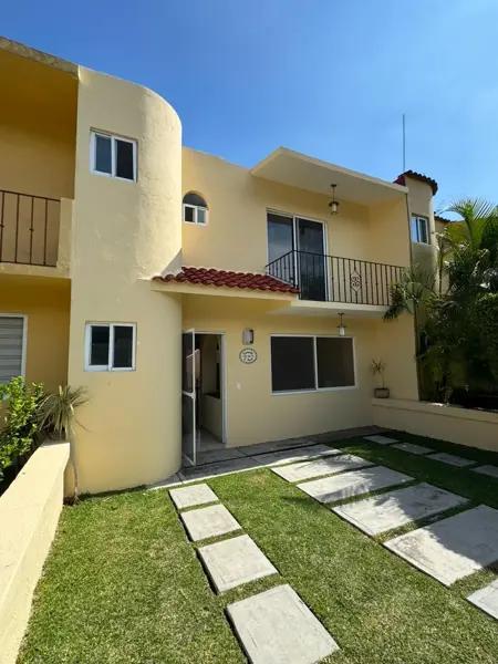 Casa en venta en Burgos, Temixco, Morelos Casa en venta en Burgos, Temixco, Morelos